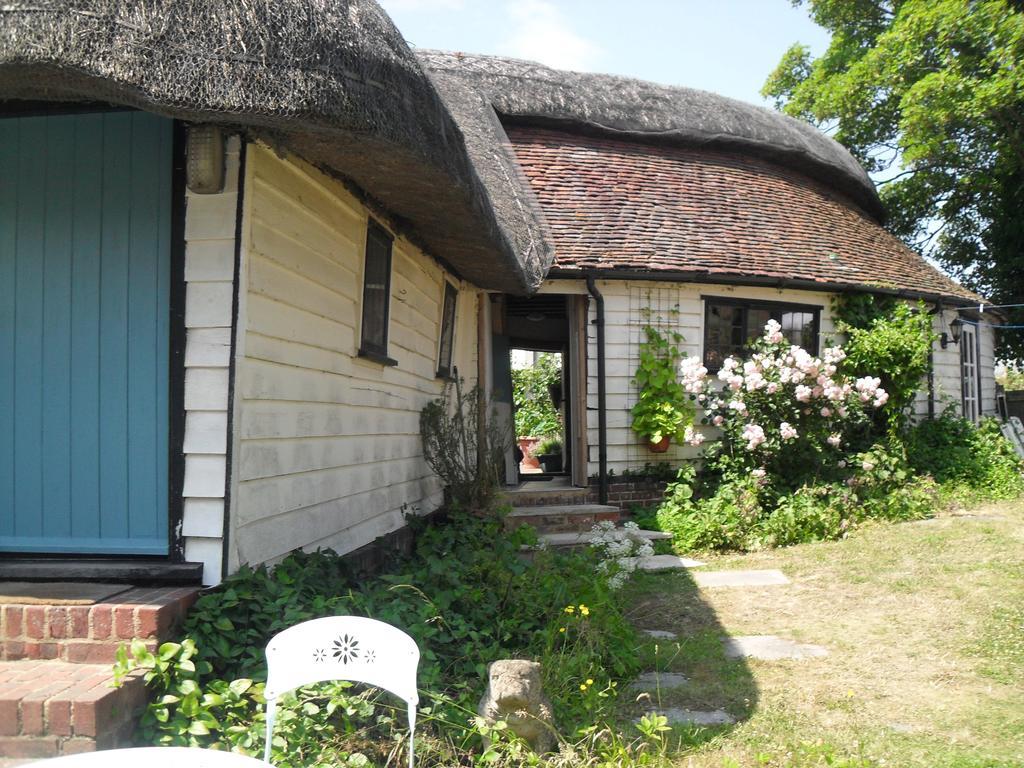 Church Hall Farm Bed And Breakfast 布洛克斯泰德 客房 照片